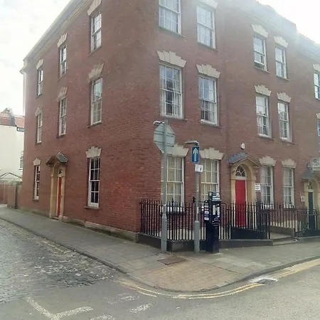 Flat 4 Bright Light City Centre Studio شقة